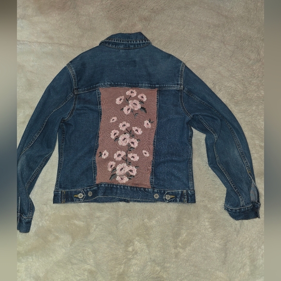 Upcycled One Of A Kind Embroidered Denim Jacket Size S Eddie Bauer Denim - Picture 5 of 10